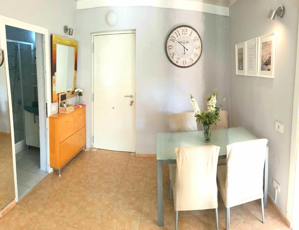 Atico En El Corazon De Santa Cruz/ Cozy Penthouse Apartment Екстериор снимка