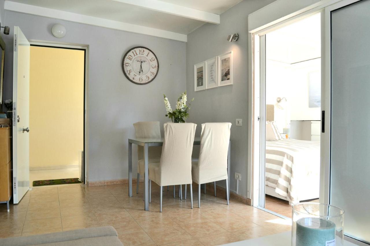 Atico En El Corazon De Santa Cruz/ Cozy Penthouse Apartment Екстериор снимка
