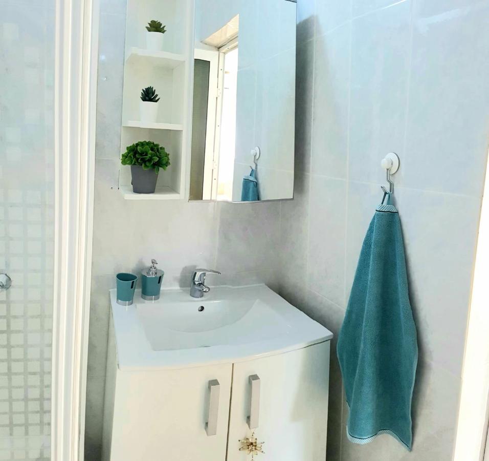 Atico En El Corazon De Santa Cruz/ Cozy Penthouse Apartment Екстериор снимка